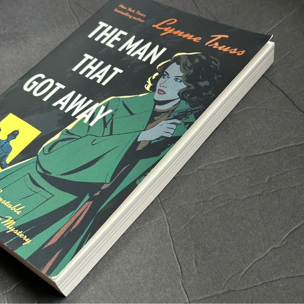 The Man That Got Away by Lynne Truss | Fiction, Mystery | Paperback Book - Picture 5 of 7